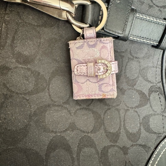 Black coach purse - Picture 2 of 2